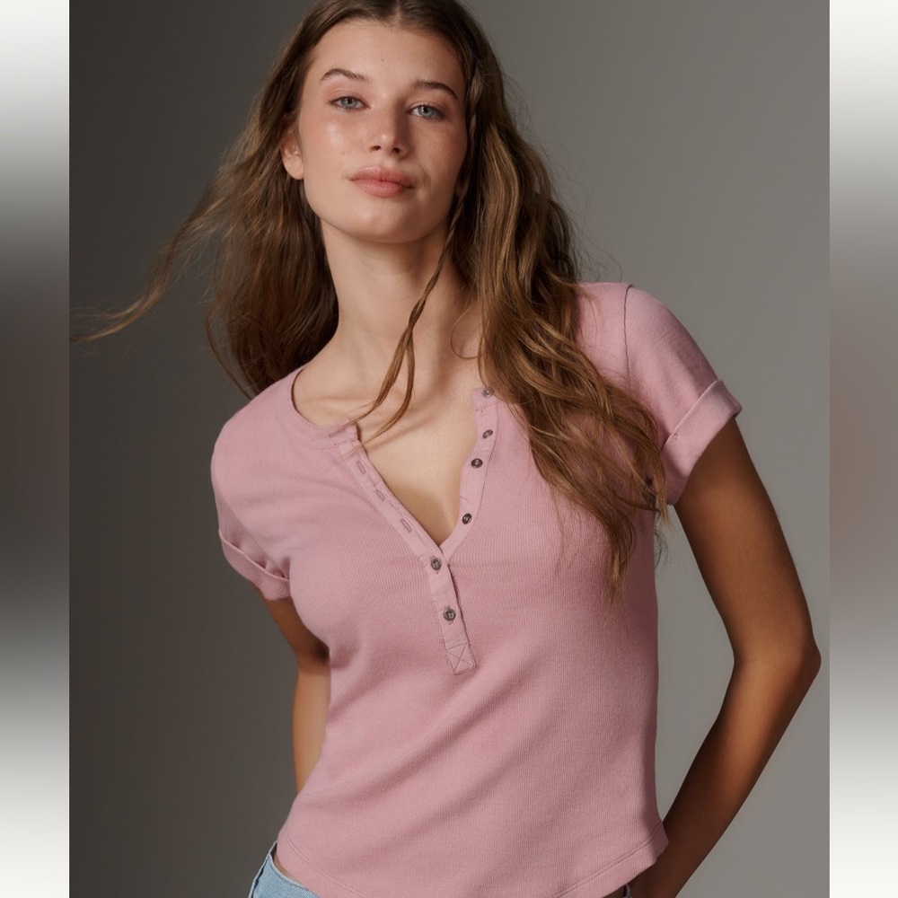 Anthropologie Andie Ribbed Henley Top by Pilcro, short sleeved edition. Size M
